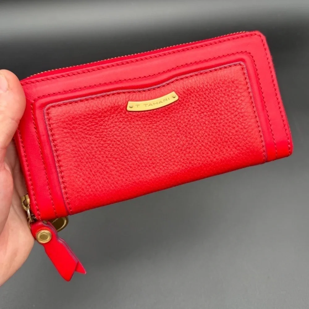 Red Pebble Genuine‎ Leather Wallet Tahari Brass Colored Zipper And Charm